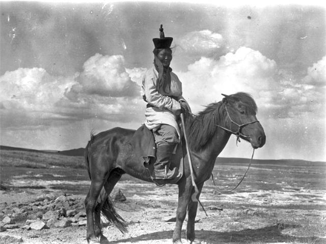 百年前蒙古乌兰巴托，库伦城的女人