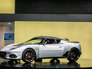 这小众英国超跑品牌，被中国