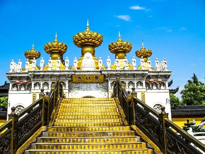 上海最有气派的一座寺庙东林寺，拥有三项大世界吉尼斯纪录