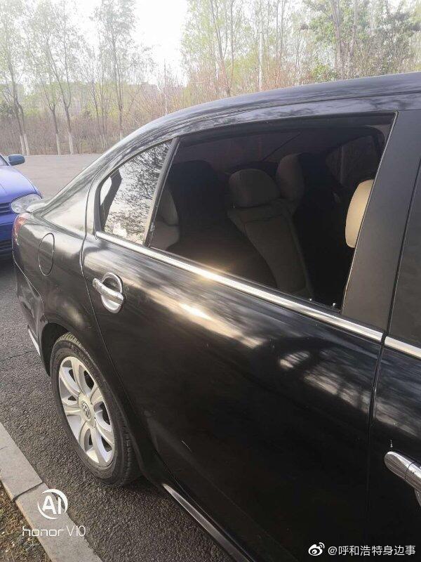 网友爆料：一天之内，十余辆车辆连续在南湖湿地公园内被砸玻璃盗窃