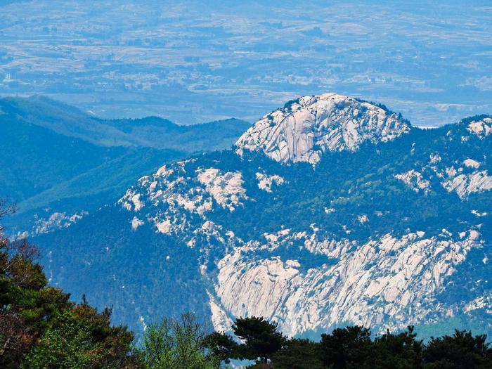 山东沂蒙山不是一座山，龟蒙山却有龟，来过的人都知道，此言不假