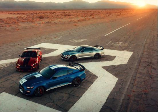 Mustang Shelby GT500制霸北美车展，秒变眼镜蛇！