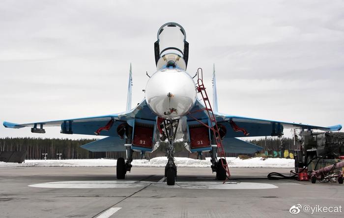 Сухой Су-27/Sukhoi Su-27系列战斗机——综述