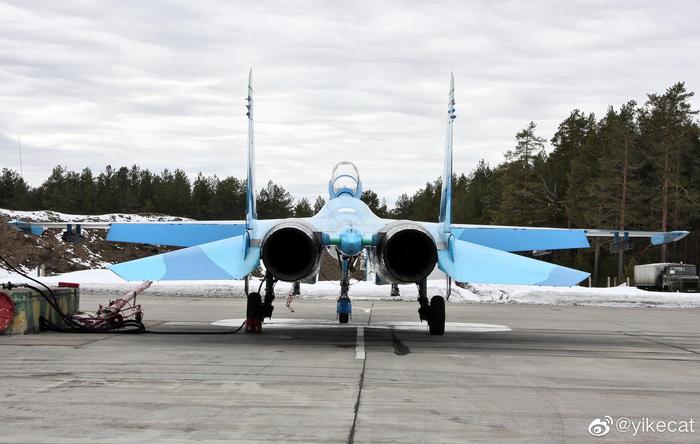 Сухой Су-27/Sukhoi Su-27系列战斗机——综述