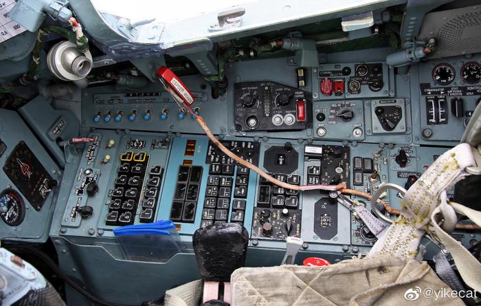 Сухой Су-27/Sukhoi Su-27系列战斗机——综述