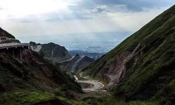 临潼印象：骊山后山公路，堪称西安最美的盘山公路