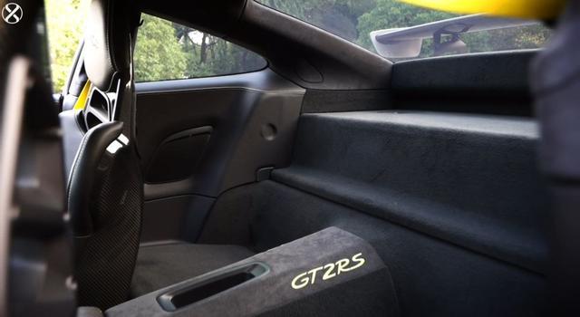 驾驶地表最强保时捷——911 GT2 RS是一种什么样的体验？