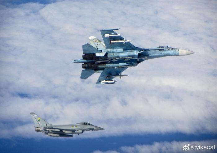 Сухой Су-27/Sukhoi Su-27系列战斗机——综述