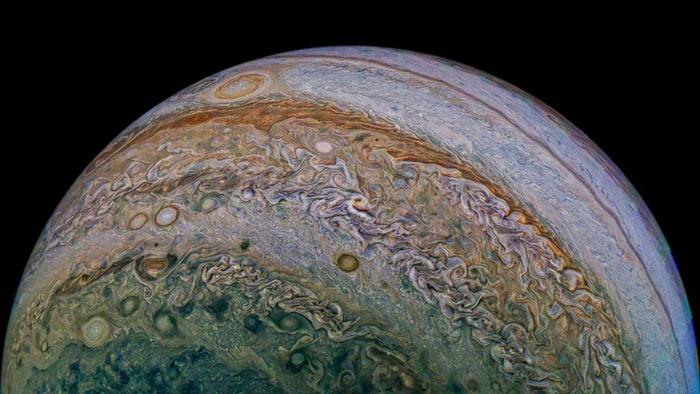 木星和金星每隔40.5万年改变地球的运行轨道
