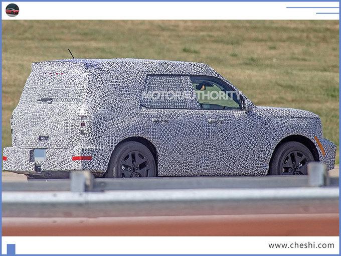 福特推全新小型SUV，造型硬朗，光看外观，Jeep自由侠就输了