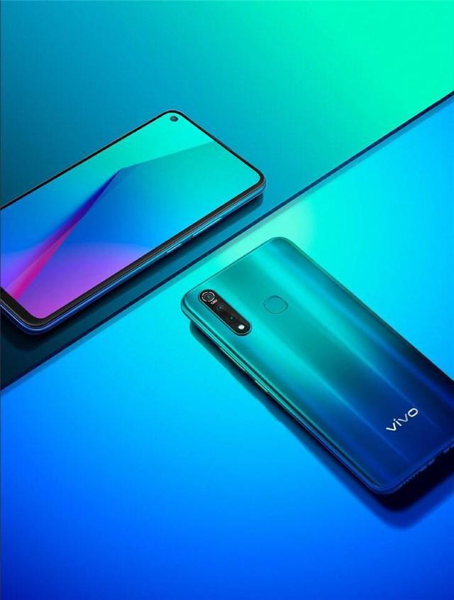 vivo Z5x今日正式发布 挖孔屏或成做大短板