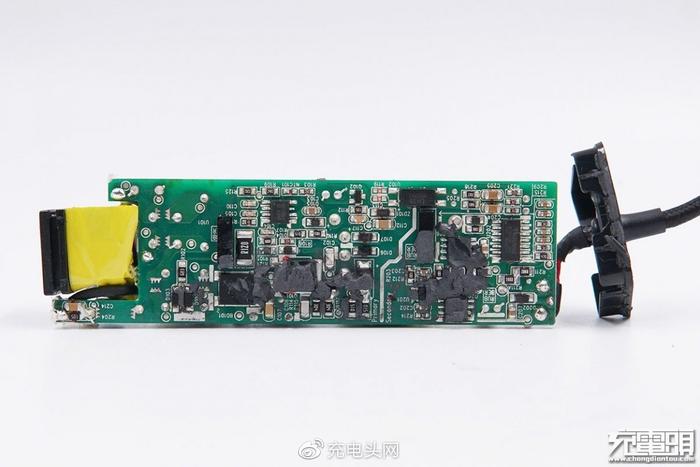 拆解报告：Razer雷蛇65W USB PD充电器RC30-0239