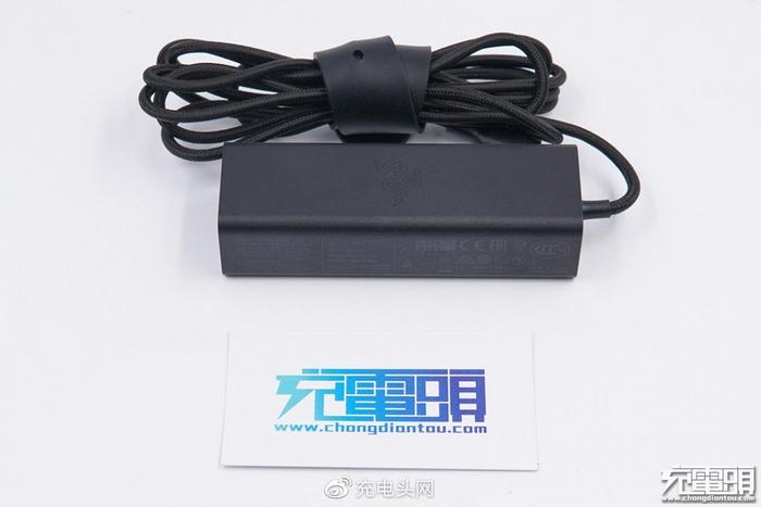 拆解报告：Razer雷蛇65W USB PD充电器RC30-0239