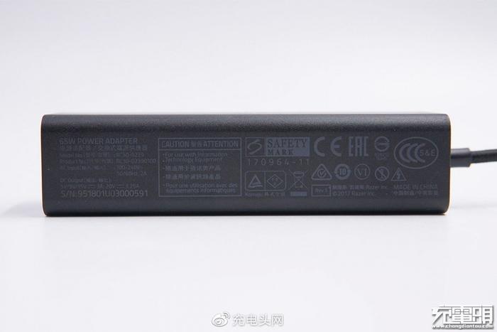 拆解报告：Razer雷蛇65W USB PD充电器RC30-0239