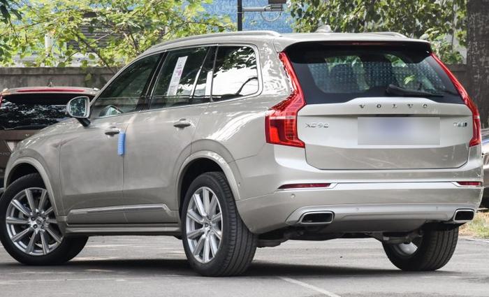 51万喜提沃尔沃XC90，听了车主一番话，网友：火爆市场的节奏！