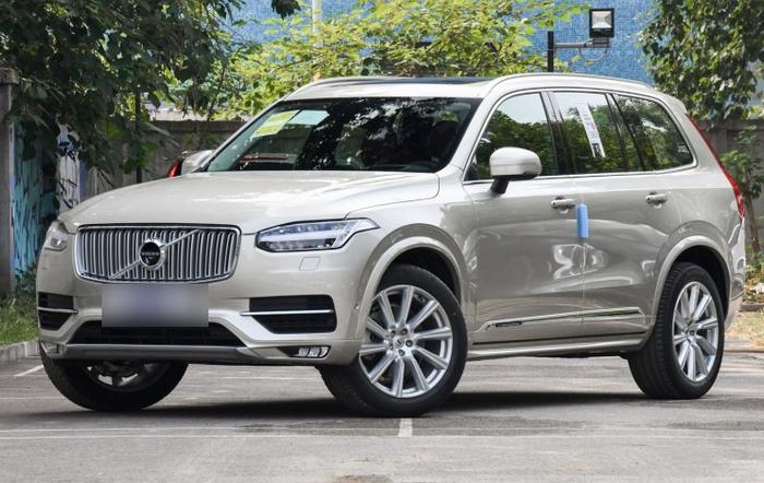 51万喜提沃尔沃XC90，听了车主一番话，网友：火爆市场的节奏！