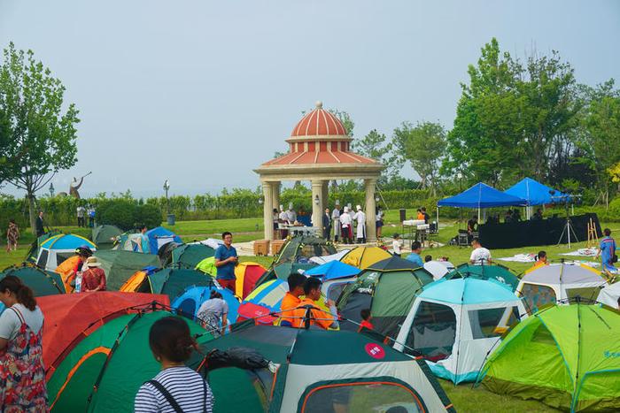 游青岛东方影都，夏日狂欢在星光岛青岛国际星光海岛节上演！