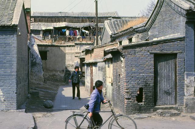 八十年代北京崇文区，古老的商业街市