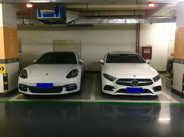 试驾评测奔驰CLS 350：它会告诉你怎么造一款高级轿车