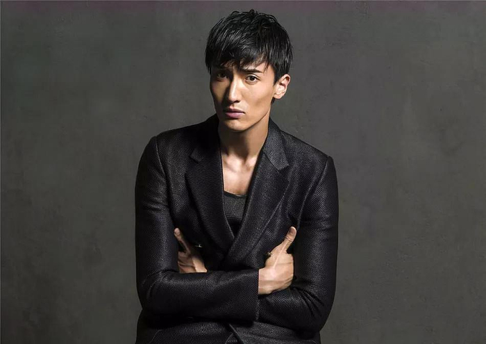 太激情!王传君、章宇深夜上演男男激情吻戏,电影都不敢这样拍!