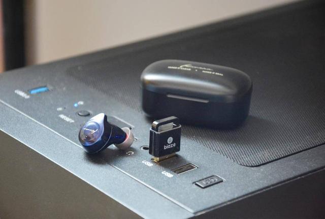 避免线绕杂乱，毕亚兹 USB蓝牙适配器让桌面简洁利落