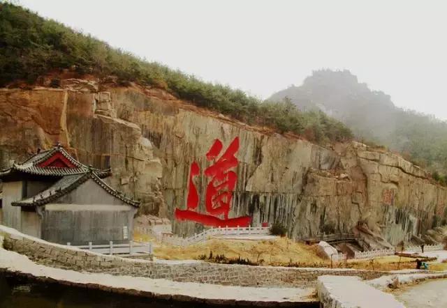 中国著名的摩崖石刻，爱书法的你必须要去看看！