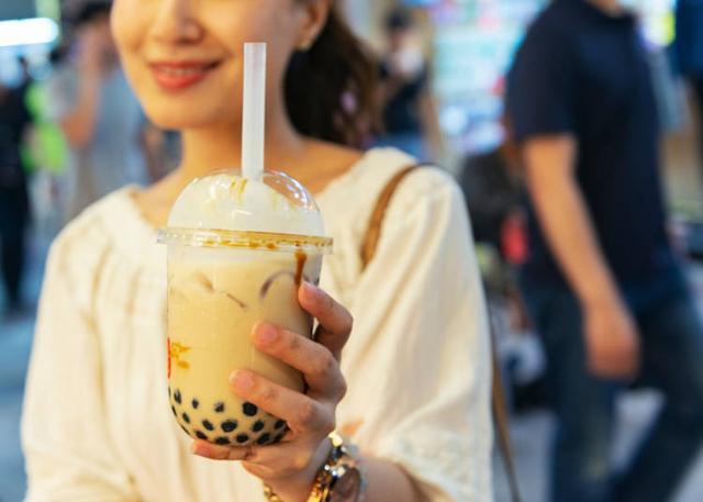 日本人爱珍珠奶茶爱到自创新词？有趣的“新口语日文”还有这些