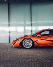 迈凯伦P1，这颜色真是橙力十足！