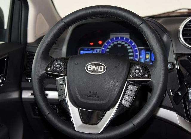 车长超4米8的大七座SUV，2.0T+6DCT，2年车龄卖7万