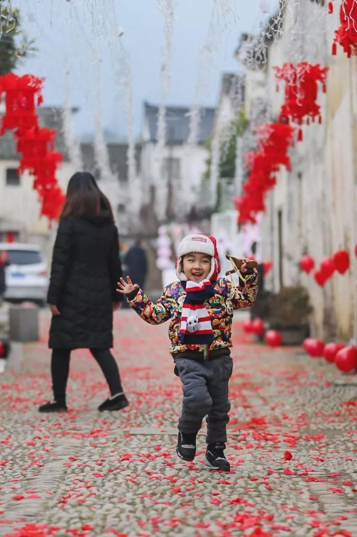 中国年味最浓的15个地方，适合带上家人说走就走，第1个就心动了