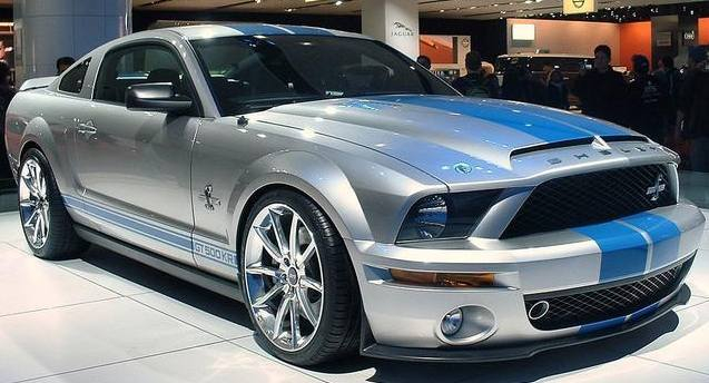 车圈的这两条毒蛇你知道吗，每个人都想被它们咬一口