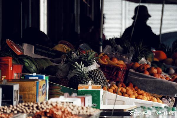 网友@路易斯大叔_ 投稿，拍摄于东瓦窑菜市场的点点滴滴