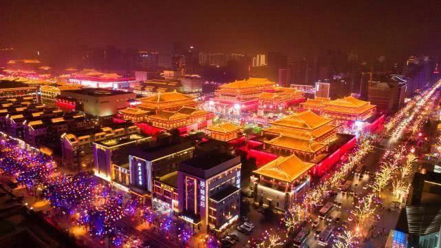 中国热度最高的两座“网红”城市，到底谁才是最后的赢家？