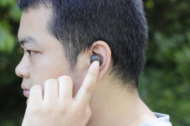 真无线蓝牙耳机评测，TWS600丝毫不输于苹果Airpods