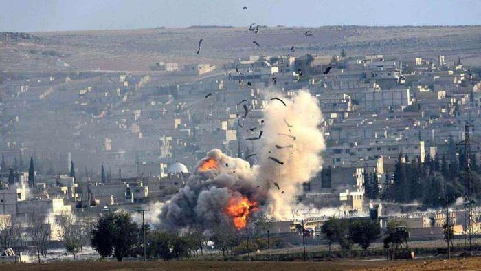 以色列轰炸叙利亚，还启用国际禁用武器，彻底激怒俄罗斯