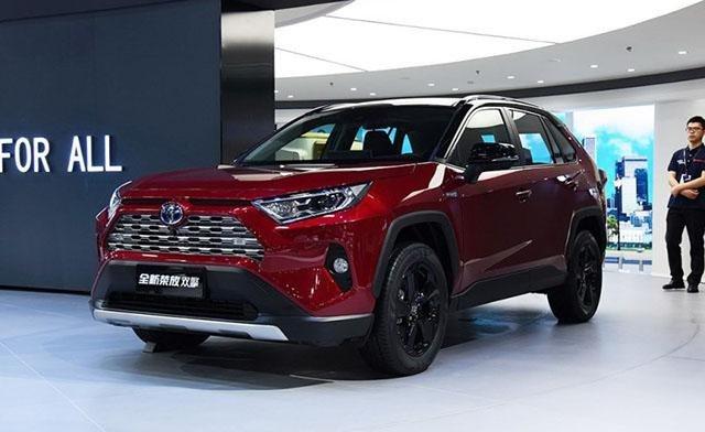 龙虎相争 紧凑级SUV 丰田RAV4荣放与2019款CR-V怎么选？