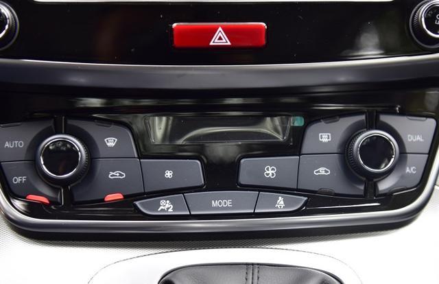 哈弗最具性价比的神车H6变款，标配双温区自动空调，售6.6万元