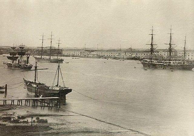 老照片：1884年上海外滩全景（高清收藏版）