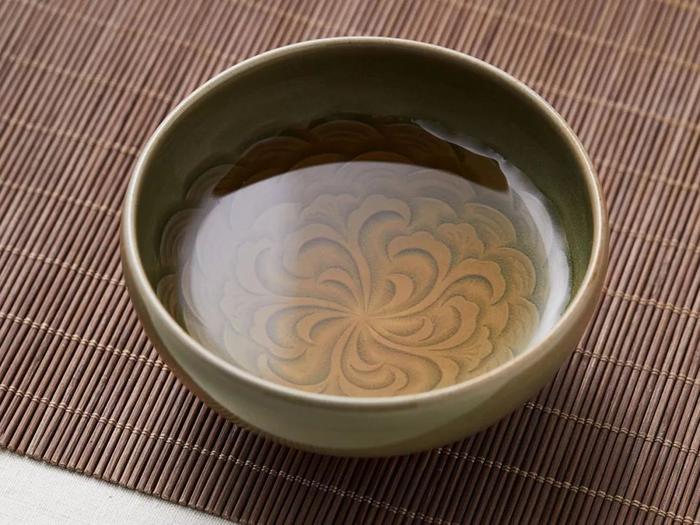 海】耀州窯 宋代 青磁刻花梅花鳥文茶碗 高級箱付 天目釉 骨董品 中国 
