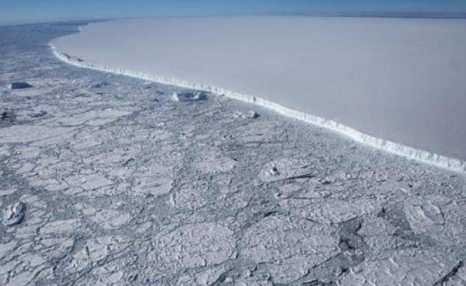 全球变暖新打击：南极出现65459个冰湖，科学家：比较危险