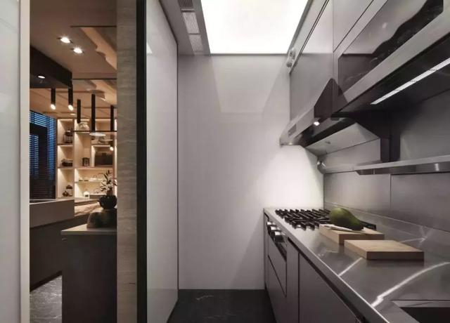 橱柜柜体和柜门用什么材料好？听金牌木工全面分析，这次真受用了