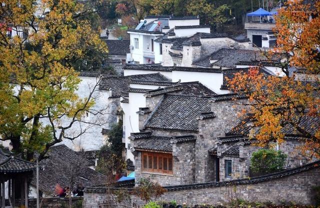 许多人向往的徽州古村镇，竟藏着国内秋天一半的美景