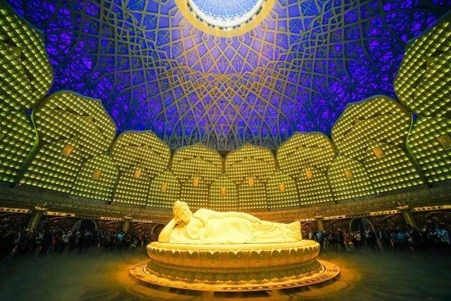南京这座佛教圣地山，花了40个亿打造了一座宫殿，你觉得值么？