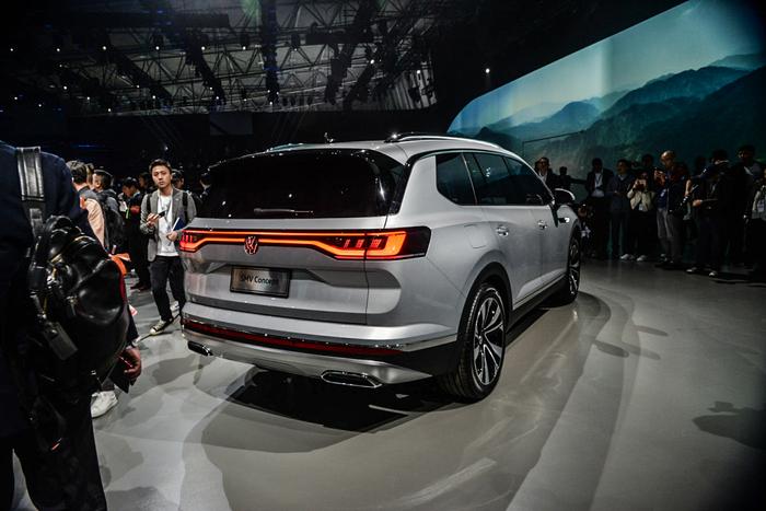 大众SMV Concept全球首发 旗舰之作 中高端中大型SUV 前脸有点奔驰EQ