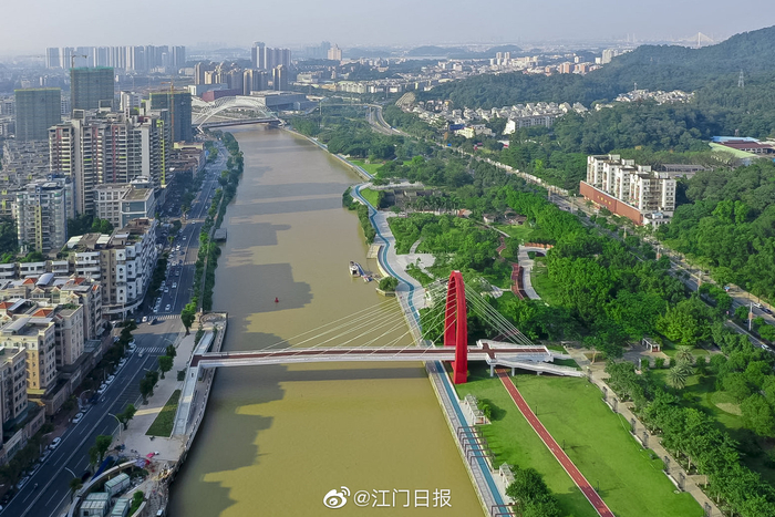 随着调查的进行，最新发现：江门蓬江区小巷子藏着怎样的本地生活与隐秘故事？