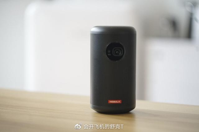 便携投影仪的新选择，安克·腾讯极光智能投影仪M2上手评测