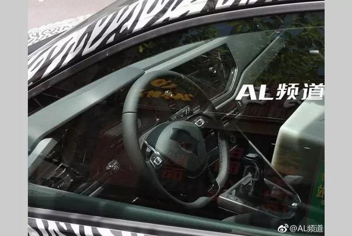 AMG GLE 53轿跑SUV谍照曝光；菲亚特500 Repetto官图发布