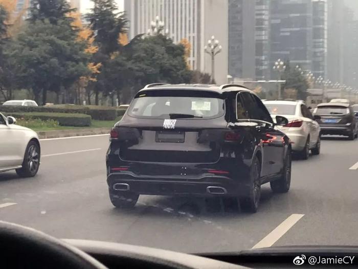 AMG GLE 53轿跑SUV谍照曝光；菲亚特500 Repetto官图发布