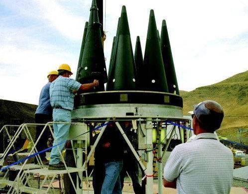 美国公布核弹头数目，已经不到4000
