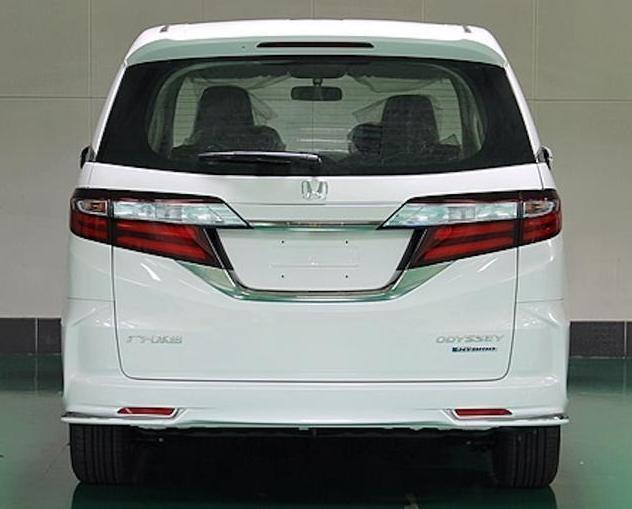 本田的混动版MPV将上市，重2.45吨油耗仅5.8L，轴距2米9